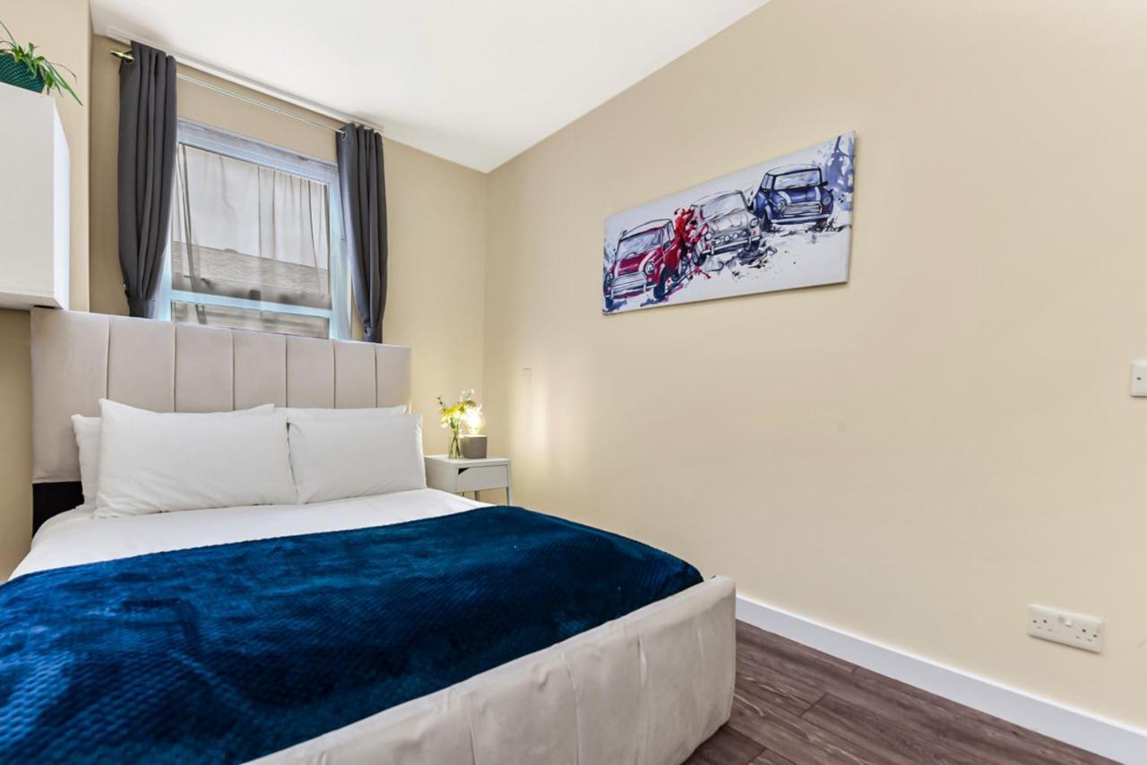 Family Friendly, Zone 2, 2 Beds, Overground Лондон Экстерьер фото